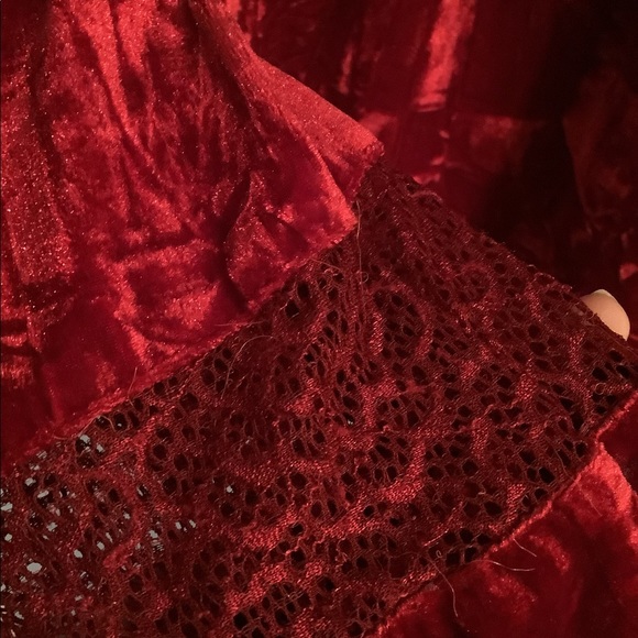 Red / Crimson Crushed Velvet Top - Picture 4 of 8
